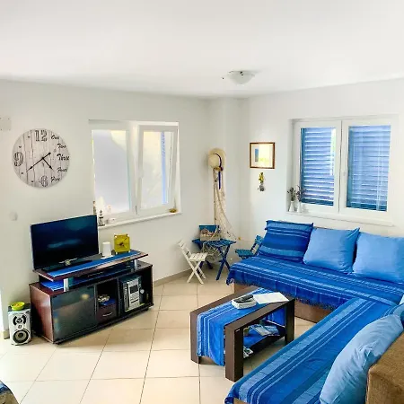 Juric Apartment